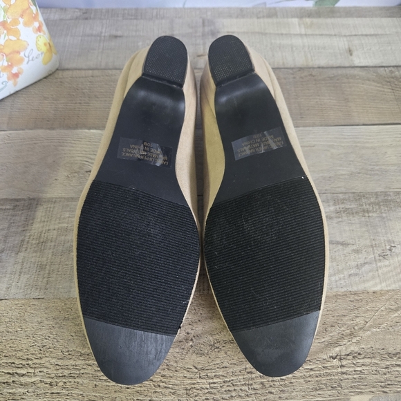 ANGEL STEPS | NWOT Set of 2 Short Heel Shoes in Gray & Tan sz 10M - Picture 4 of 11